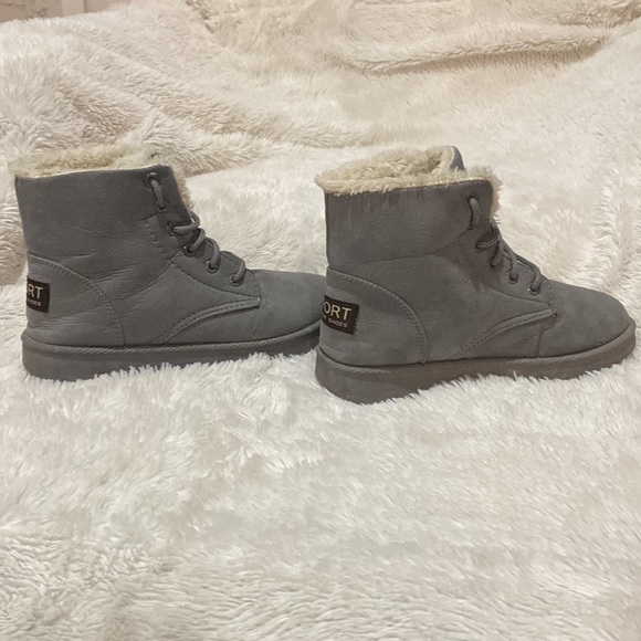 Winter boots fur lined Gray Size 6.5 - Picture 3 of 5